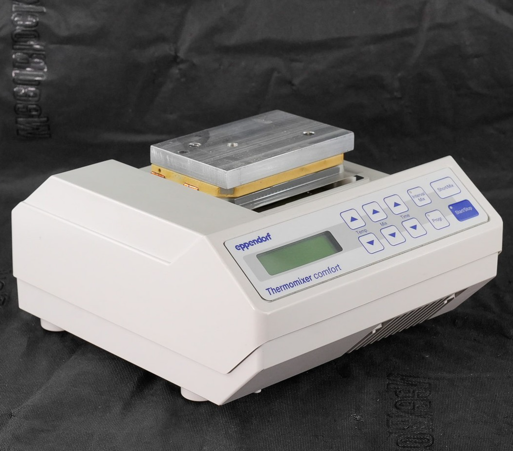 Eppendorf 5355 Thermomixer Comfort Incubator 100-240V 50/60Hz 90W