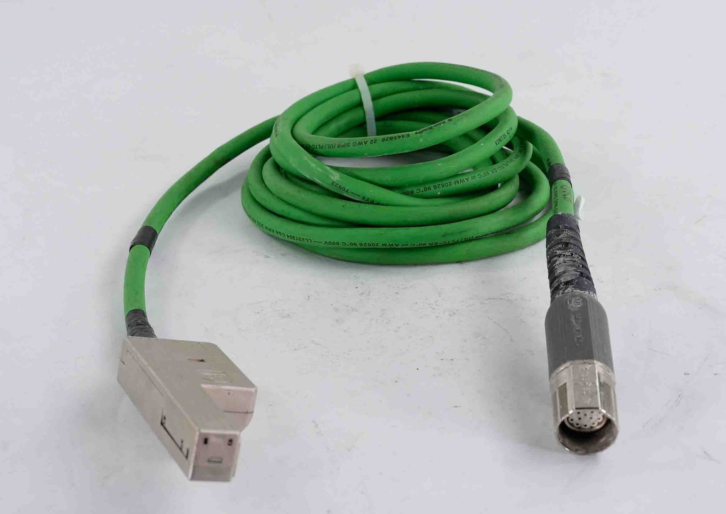 Allen Bradley 2090-CFBM7DF-CEAA05 /A Feedback Cable 144" 2090CFBM7DFCEAA05