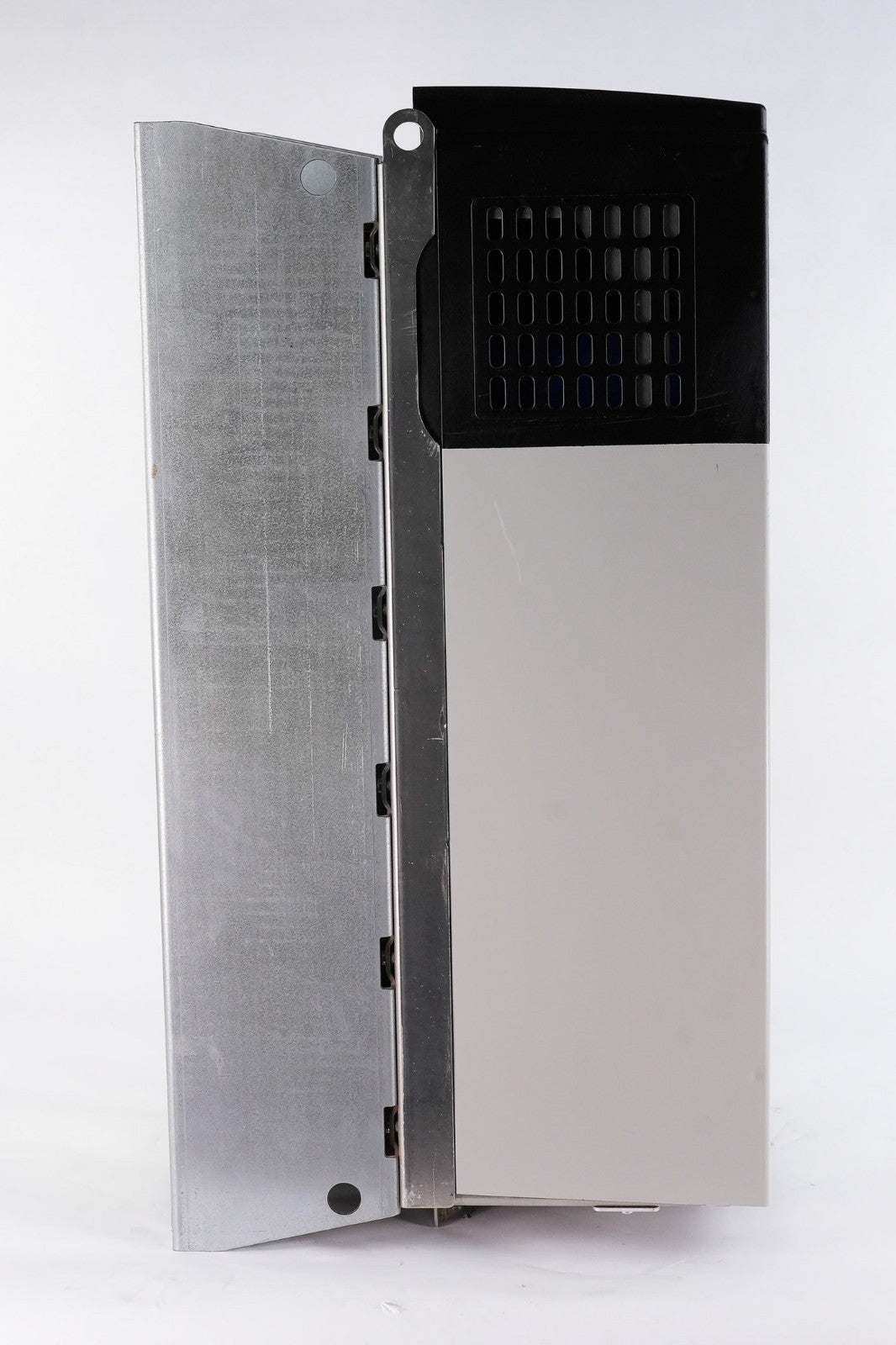 Allen Bradley 20F1AND125AA0NNNNN /A PowerFlex 753 AC Drive 480V 100HP 3-Phase