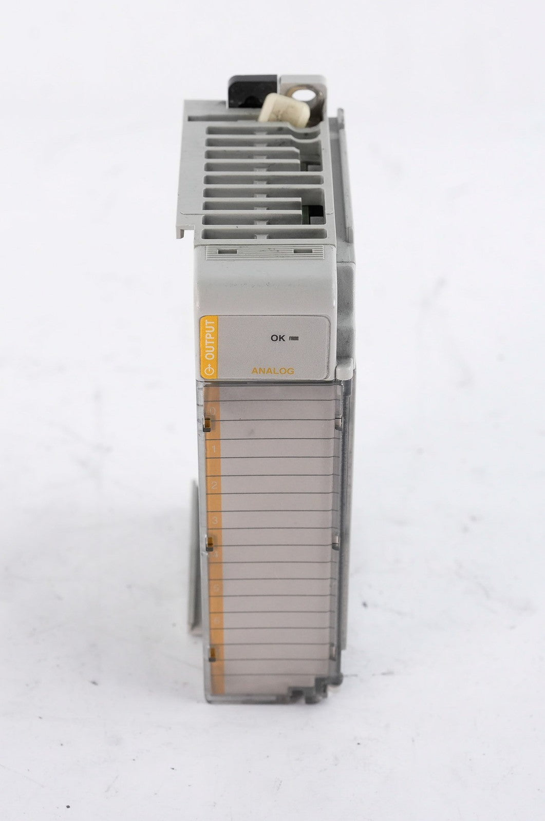 Allen Bradley 1769-OF8V /A CompactLogix 8-Pt Output Voltage Module 1769OF8V