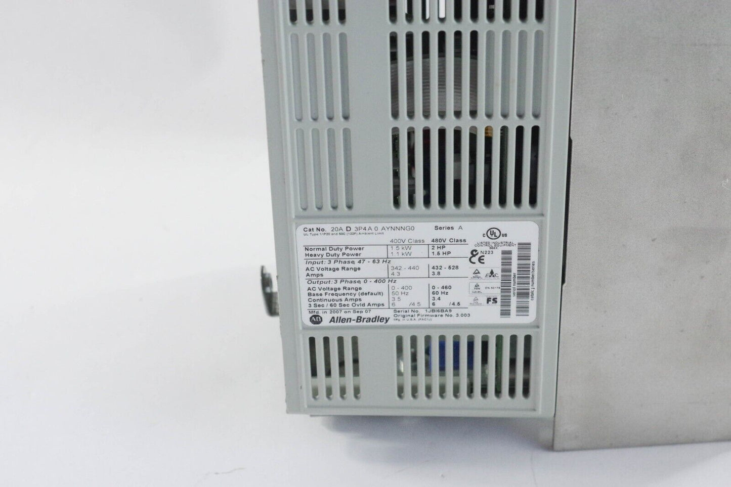 Allen Bradley 20AD3P4A0AYNNNG0 / 20A D 3P4 A0AYNNNG0 Powerflex 70 Ac Drive 2HP