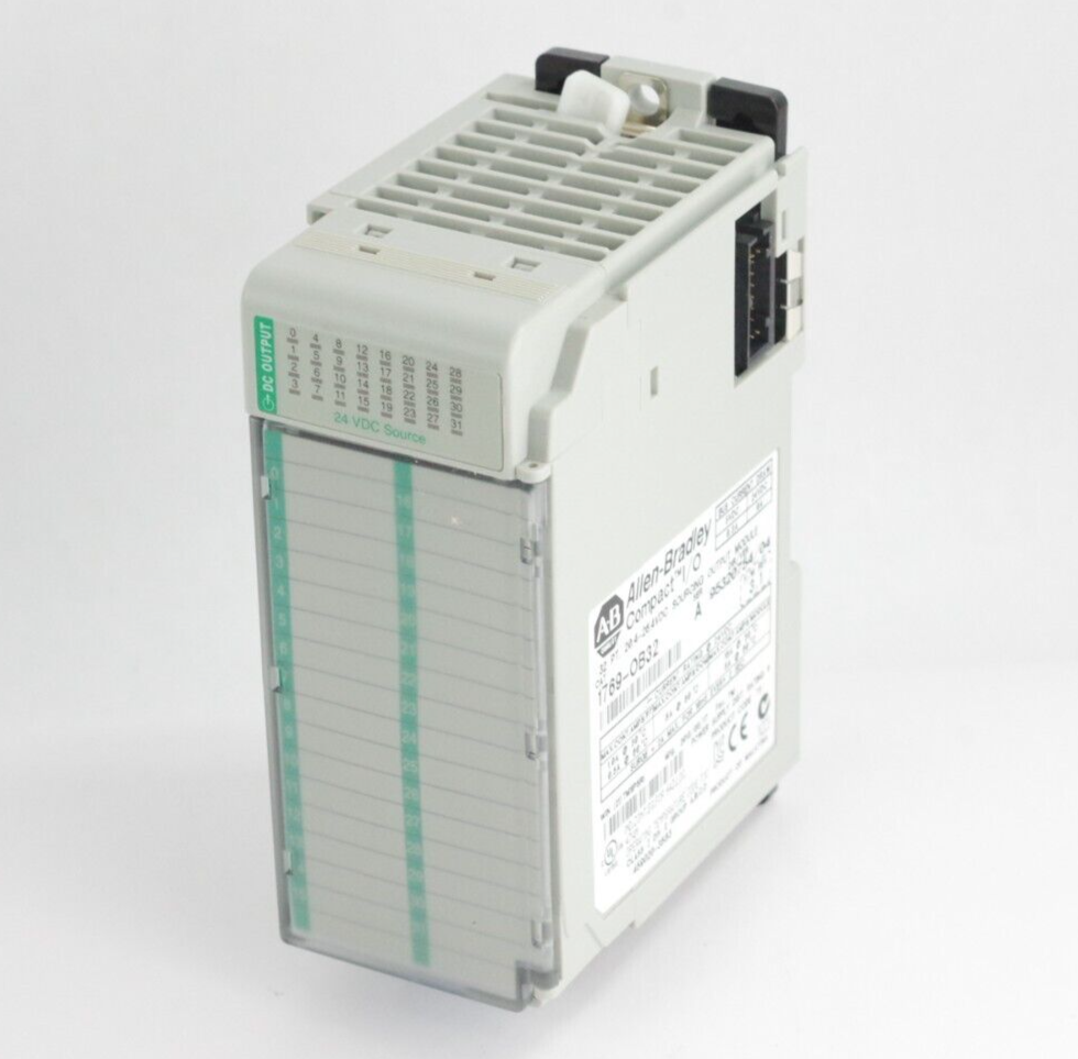 Allen Bradley 1769-OB32 Ser A F/W REV 3.1 CompactLogix Digital Output Module