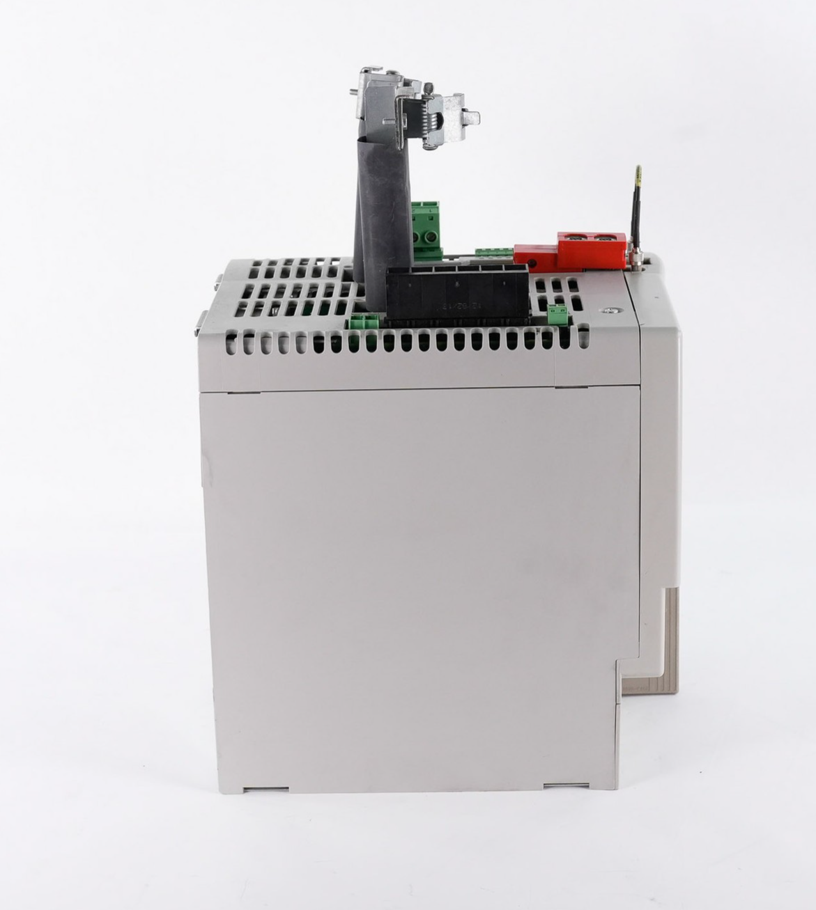 Allen Bradley 2094-BC04-M03-S /C Kinetix 6000 28kW/30A Integrated Axis Module
