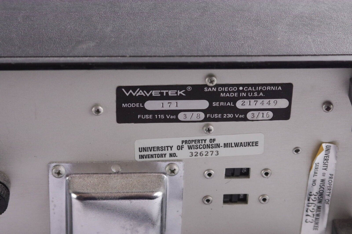 Wavetek Model 171 Synthesizer Functional Generator - For Parts or Repair