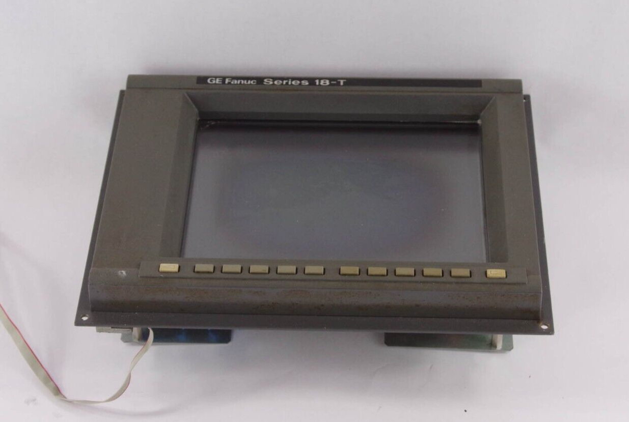 GE FANUC A02B-0200-C050 + A16B-2300-0082/07B Series 18-T Hmi Panel