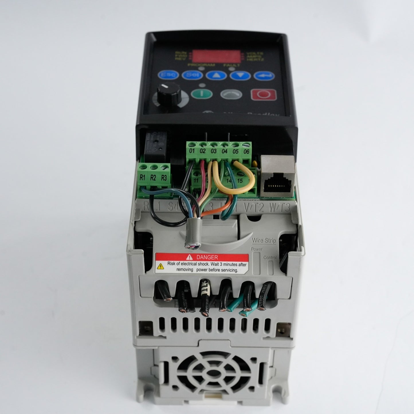 Allen Bradley 22A-D4P0N104 /A PowerFlex Variable Frequency Drive 3Ph 480V 2HP