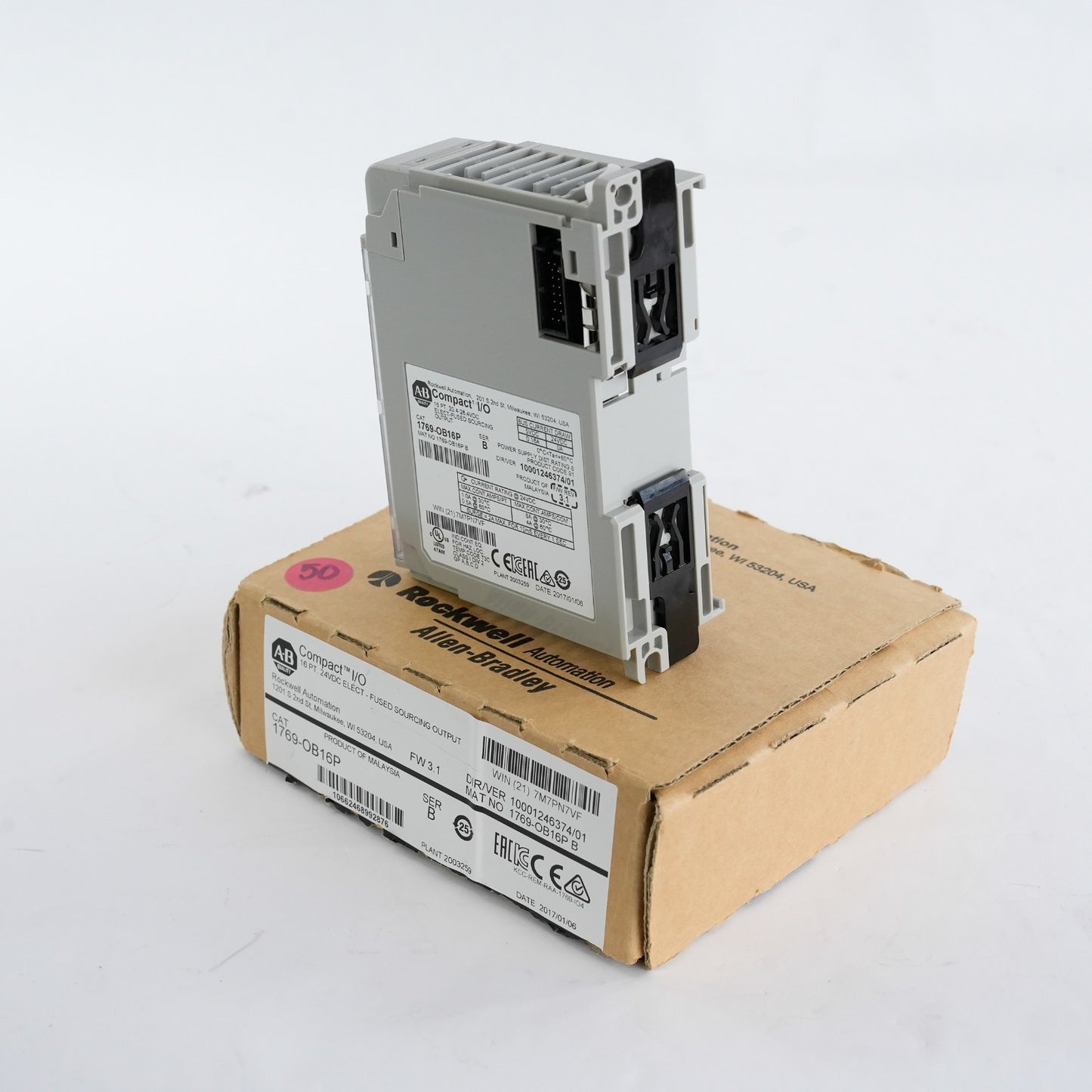Allen Bradley 1769-OB16P /B Compact I/O Sourcing Output Module 16-Pt - Open Box