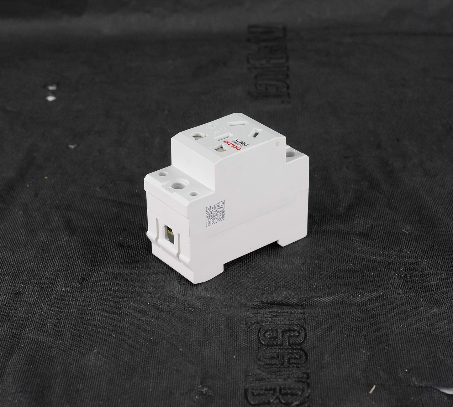 Delixi Electric DZ47X Guide Socket 10A/16A 250V 50Hz
