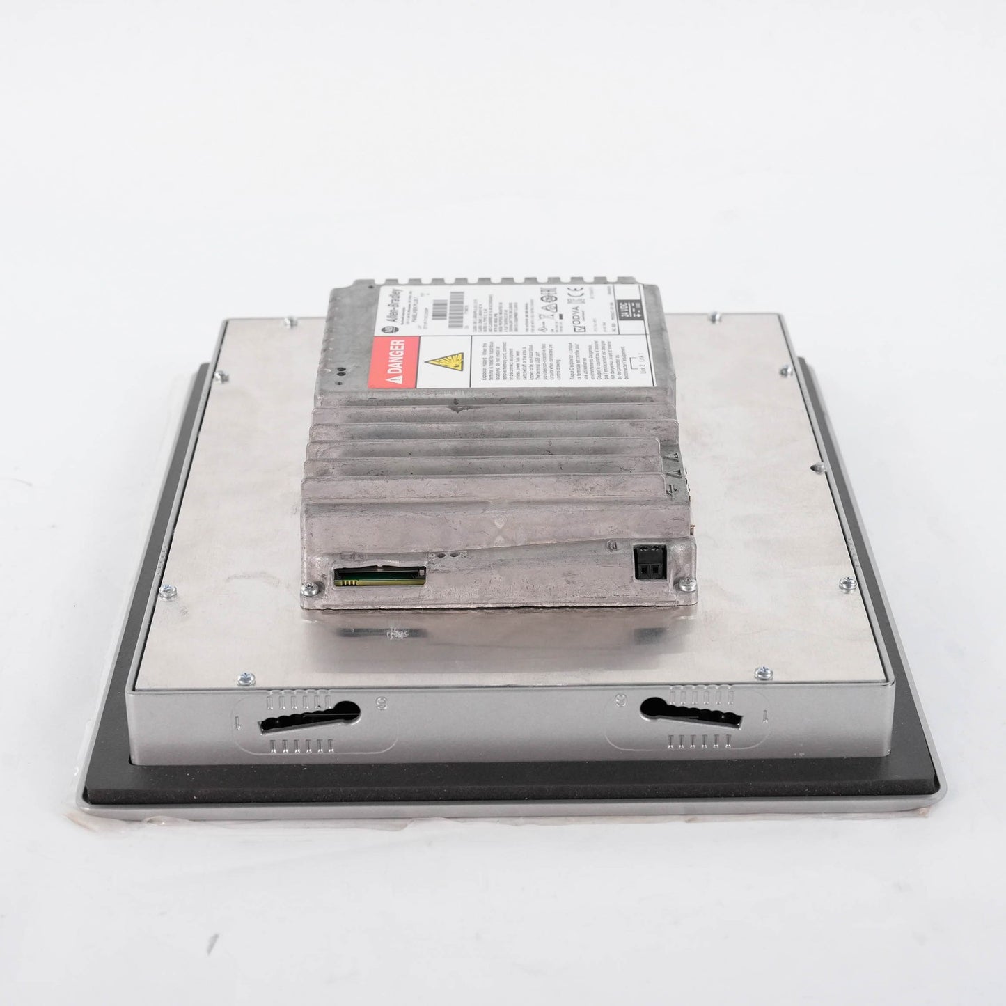Allen Bradley 2711P-T10C22D9P Ser A PanelView Plus 7 HMI 10.4in Not Original Box