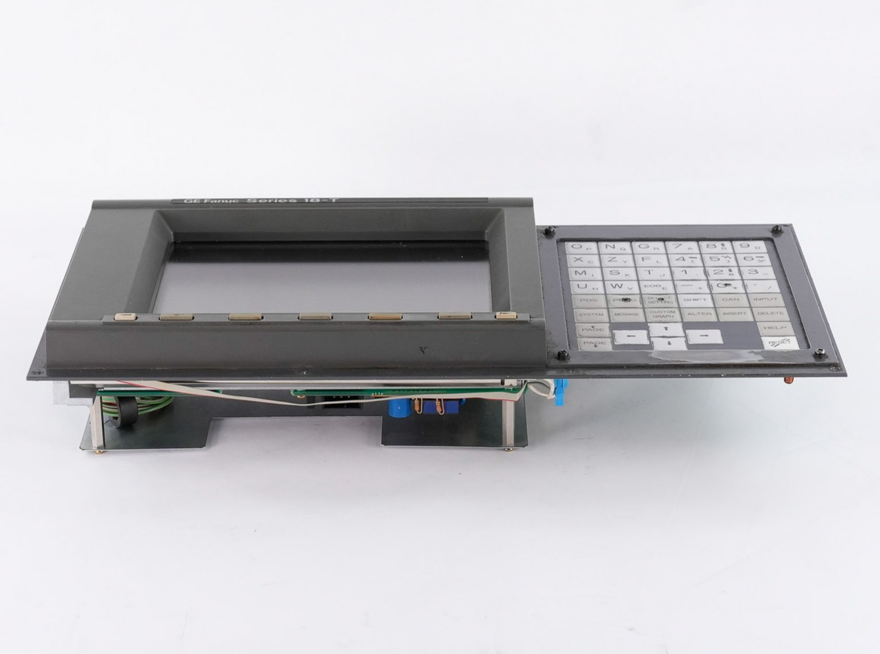 GE FANUC A02B-0120-C131/TAR 8.4" LCD/MDI Unit A02B0120C131TAR