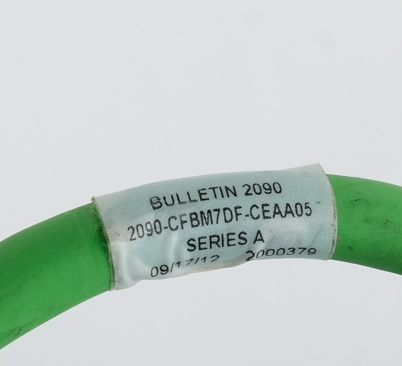 Allen Bradley 2090-CFBM7DF-CEAA05 /A Motor Feedback Cable + 2090-K2CK-D15M /A