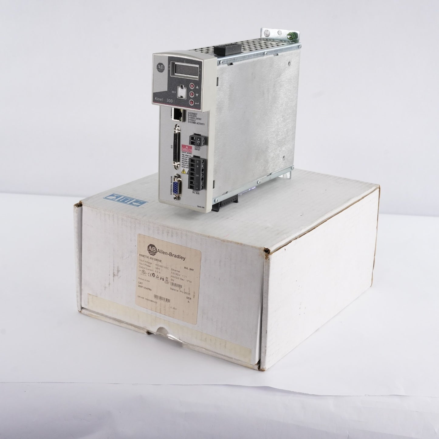 Allen Bradley 2097-V34PR6 /A Kinetix 300 Servo Drive 2097V34PR6 - Open Box