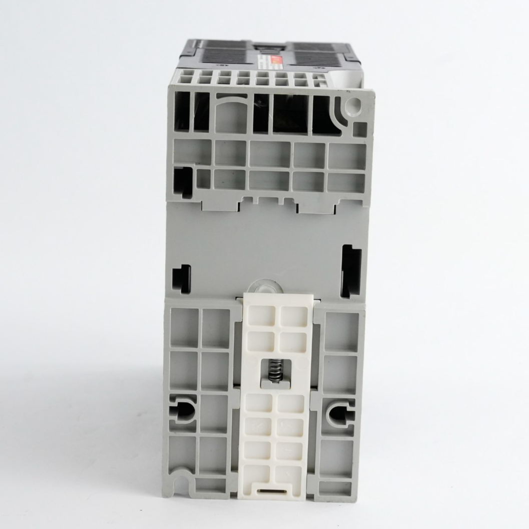 Allen Bradley 25B-D2P3N104 /A PowerFlex 525 Drive 3-Ph 0.75kW 1HP 25BD2P3N104