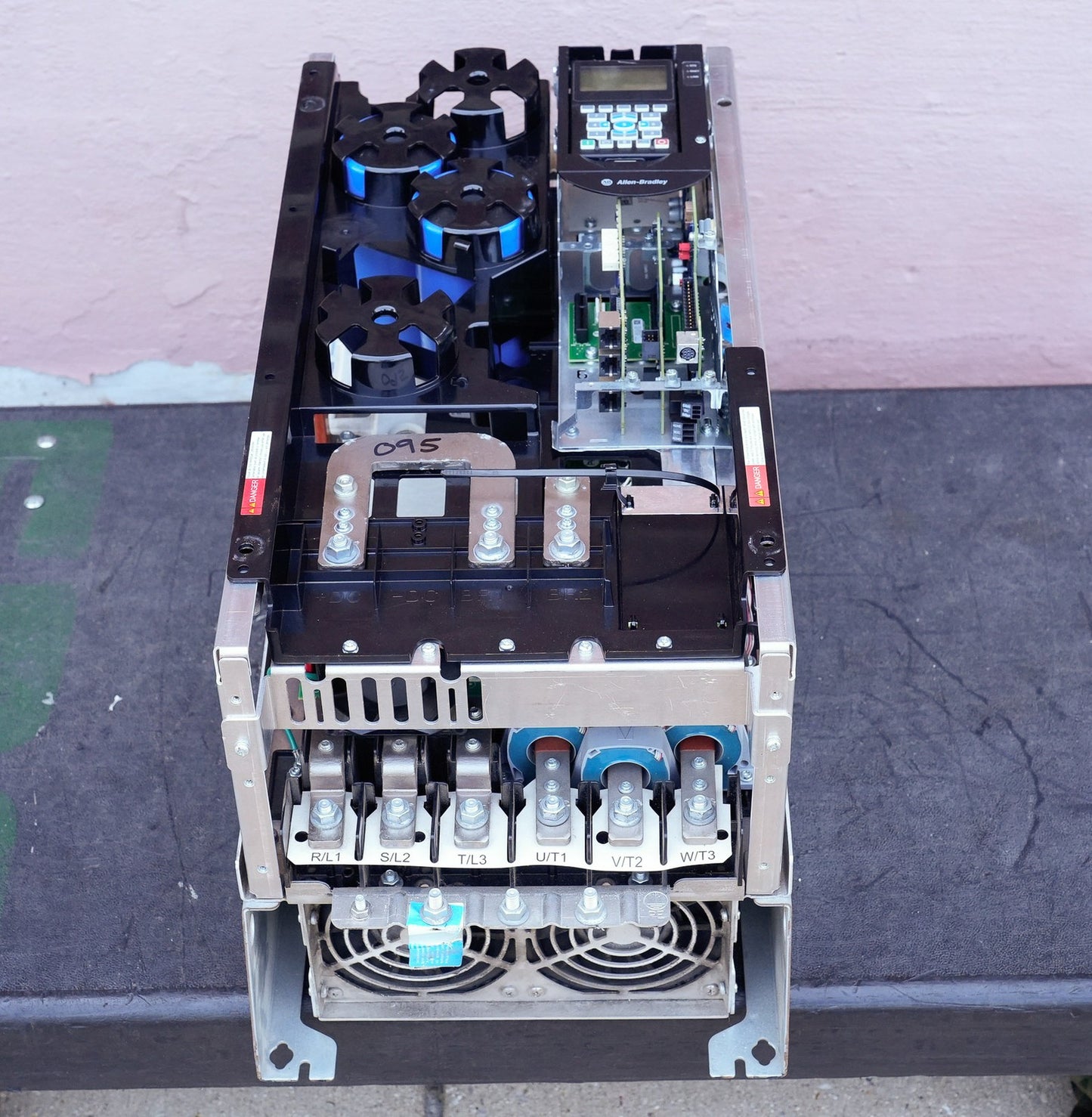 Allen Bradley 20F1AND125AA0NNNNN /A PowerFlex 753 AC Drive 480V 100HP 3-Phase