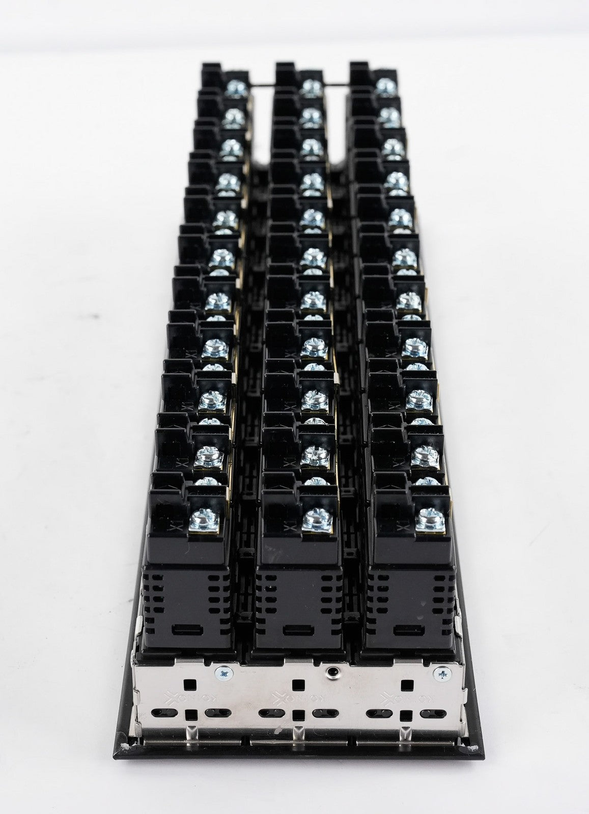 Koino KH-5030L-12T 3x11 AC110-120V 24V (20mA) KH5030L12T