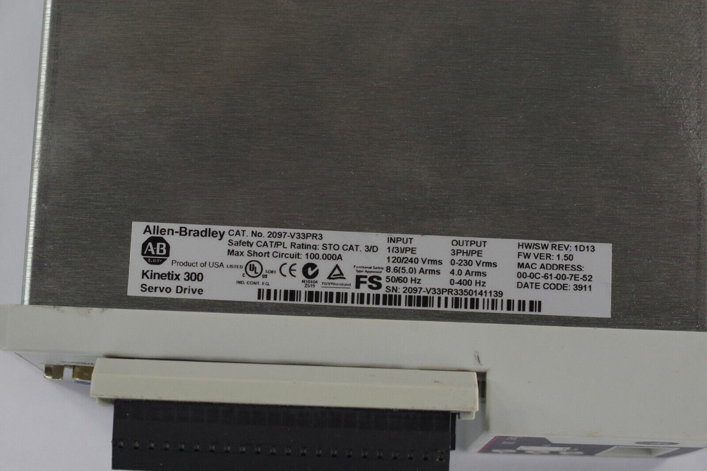 Allen Bradley Kinetix Servo Drive 2097-V33PR3 SER A