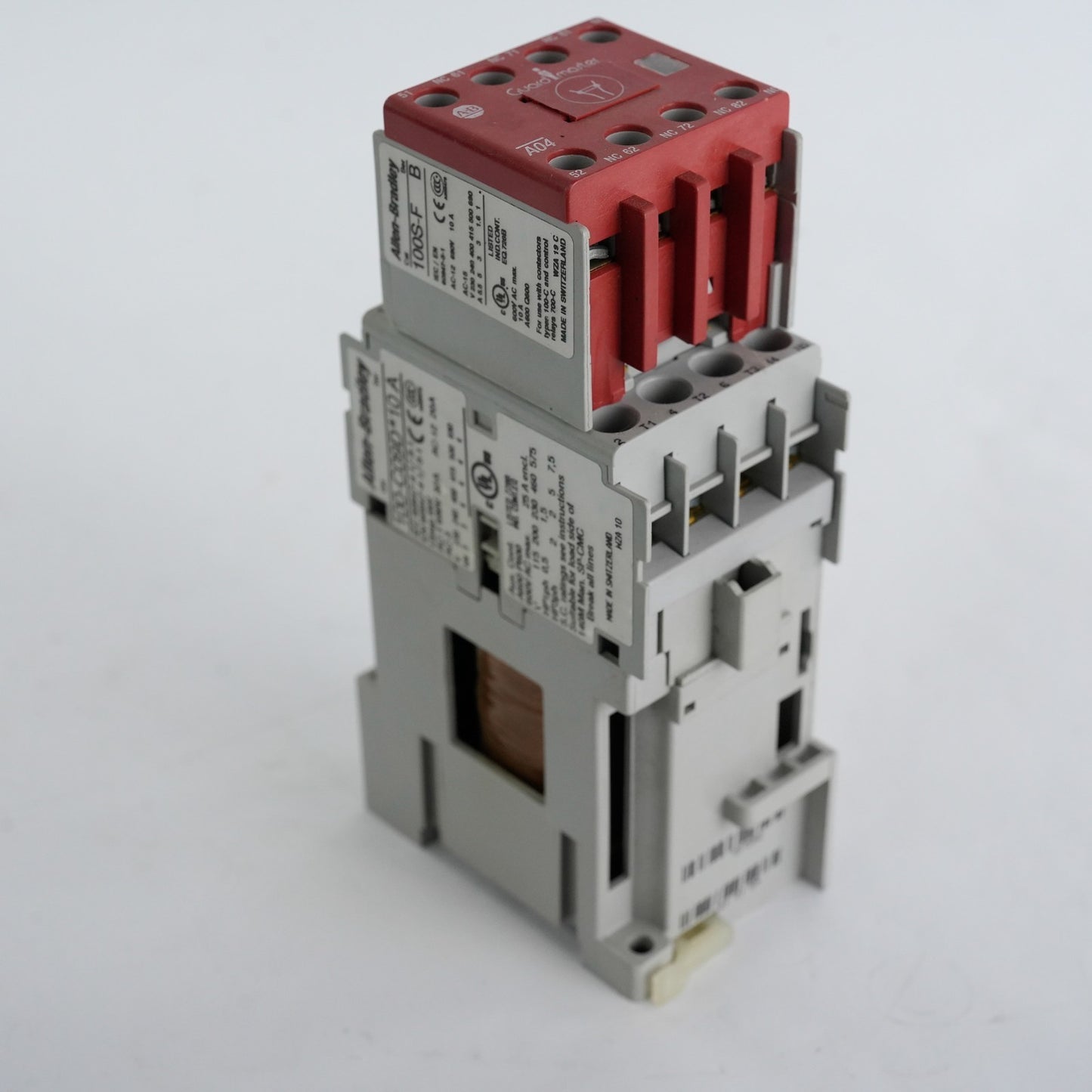 Allen Bradley 100-C09D*10A Safety Relay Guardmaster 100-C09D + 100S-F /B