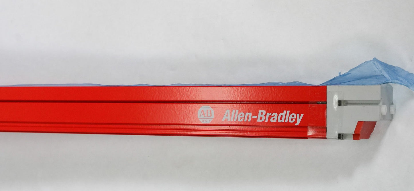 Allen Bradley 450L-E4FL1800YD GuardShield Safety Light Curtain 1800mm