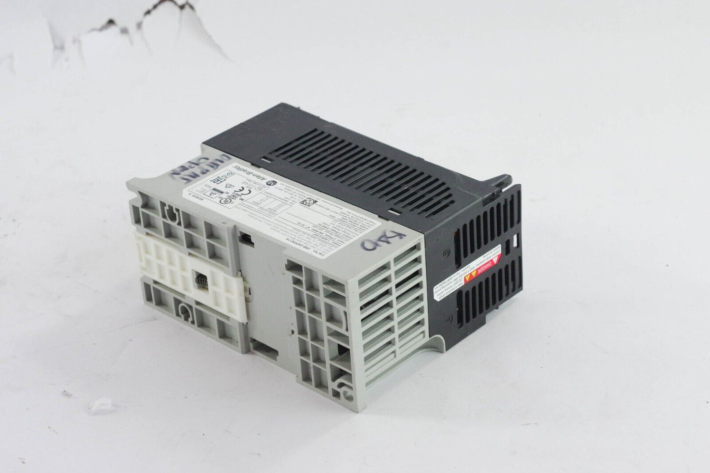 2021 Allen Bradley PowerFlex 25B-D4P0N114 Series A Phase 3 1.5kW/2.0HP Parts/Rep