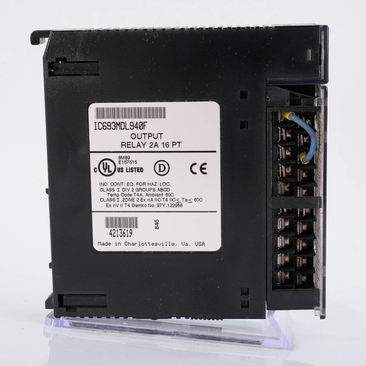 GE FANUC IC693MDL940F Series 90-30 Relay Output Module 2 Amp 16 Point
