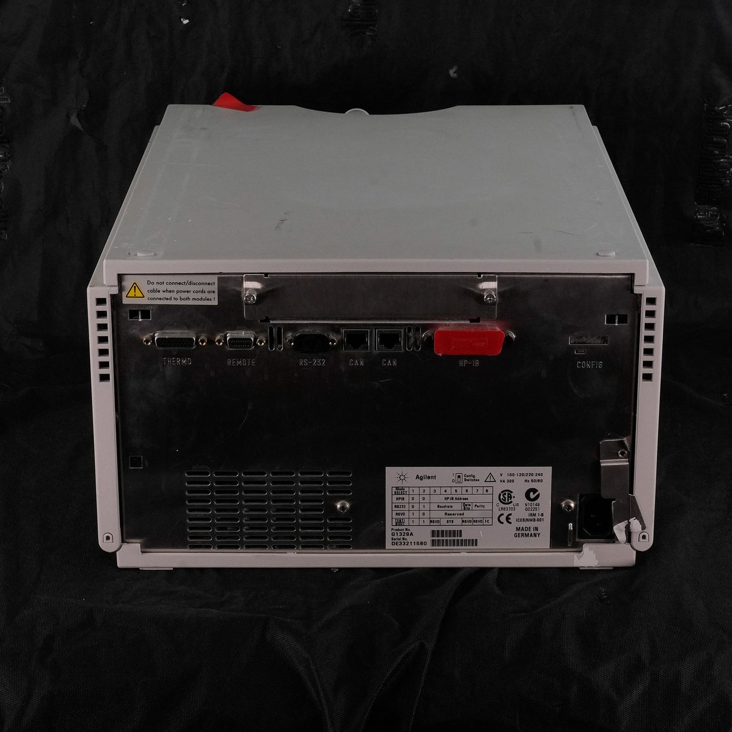 Agilent G1329A 1100 Series Autosampler HPLC 100-240V 50/60Hz Untested