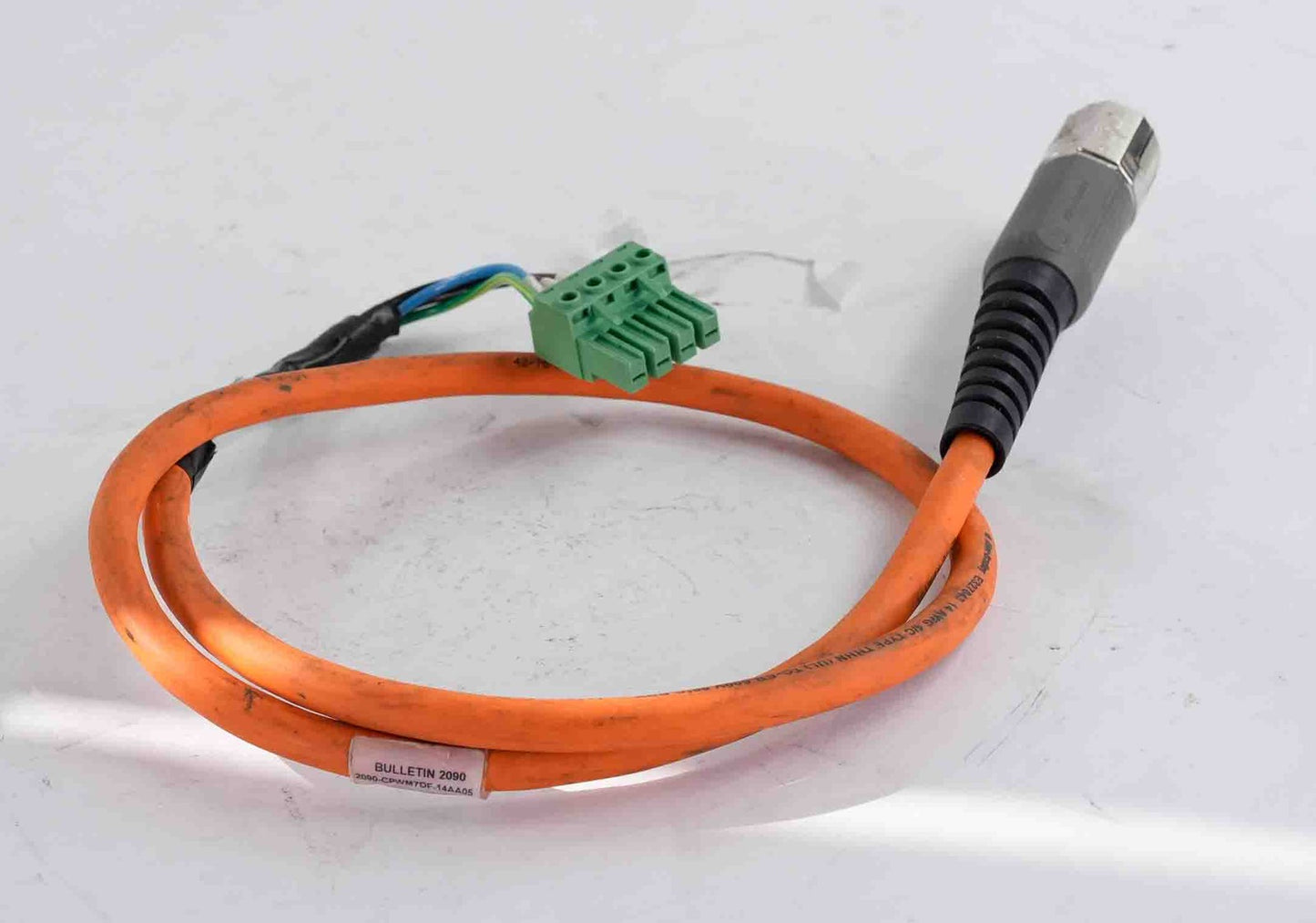 Allen Bradley 2090-CPWM7DF-14AA05 /A Servo Power Cable 33" 2090CPWM7DF14AA05