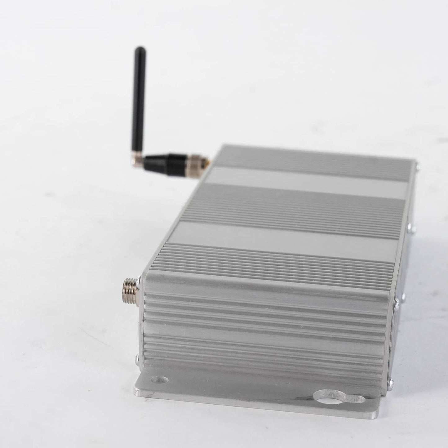 MultiTech MTCBA-C1-EN2 CDMA Ethernet Cellular Modem 5VDC 10/100BaseT MTCBAC1EN2