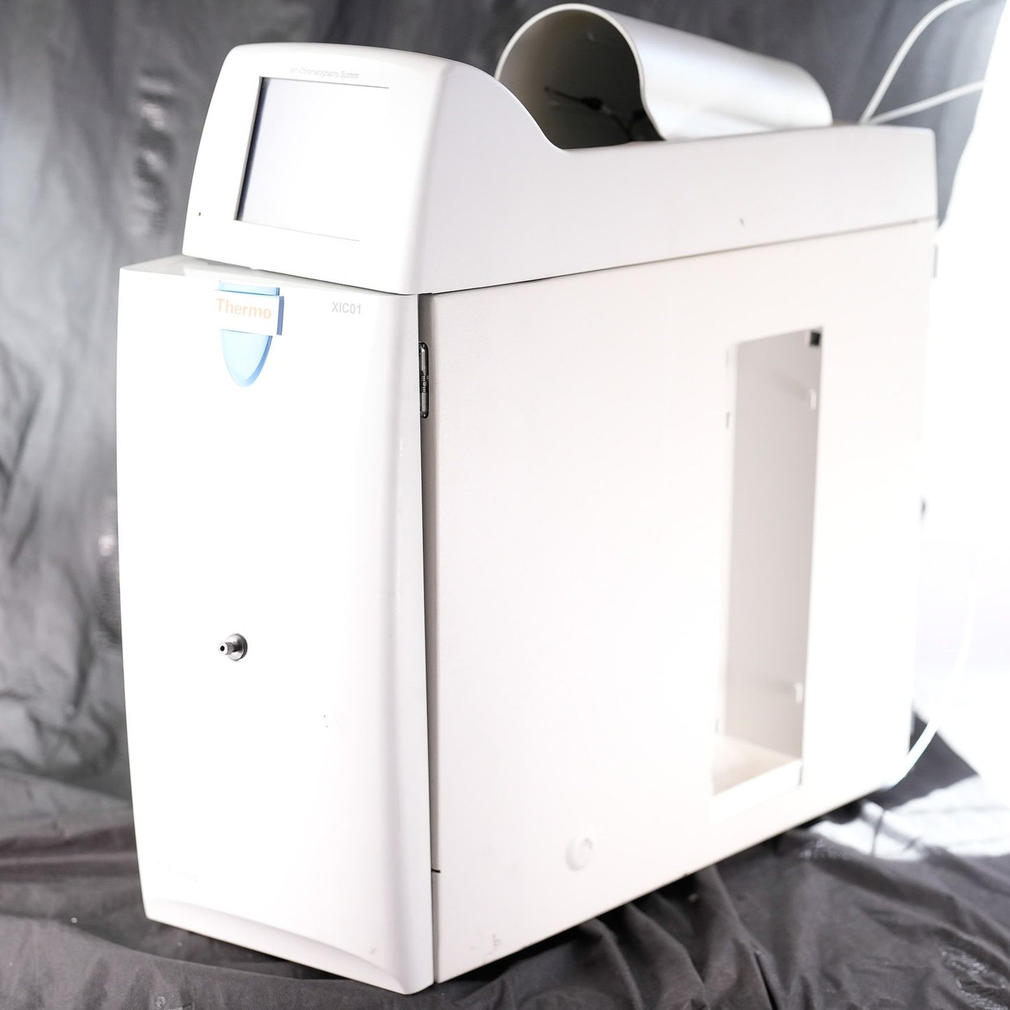 Thermo Scientific DIONEX ICS-2100 Chromatography System 100-240V 1.5A ICS2100