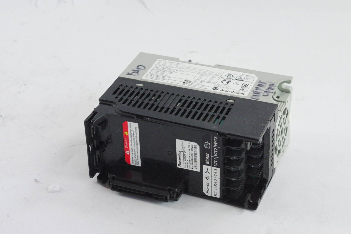 2021 Allen Bradley PowerFlex 25B-D4P0N114 Series A Phase 3 1.5kW/2.0HP Parts/Rep