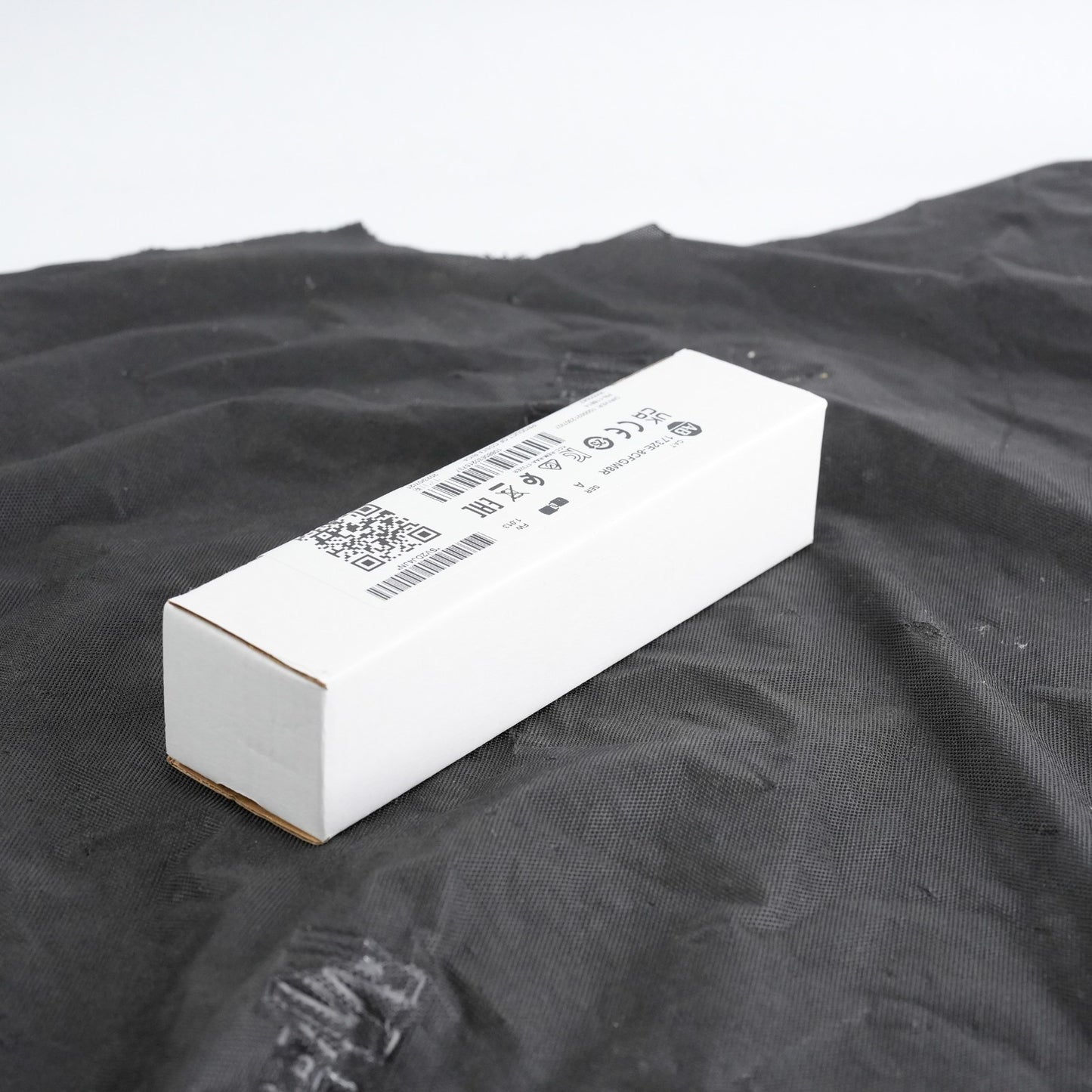 Allen Bradley 1732E-8CFGM8R /A ArmorBlock 16 Point Output Module Sealed Surplus