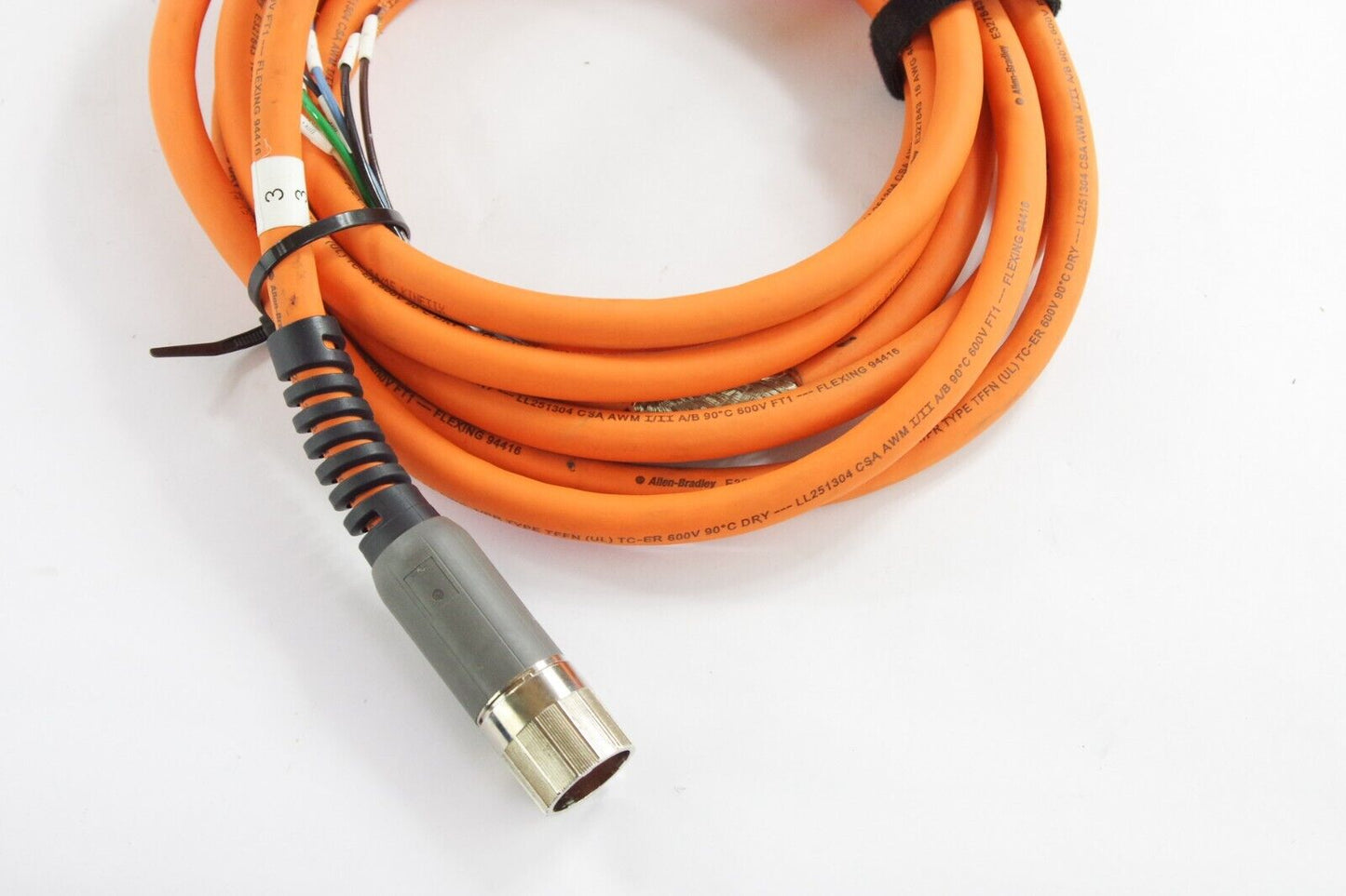 2090-CPBM7DF-16AF09 Series A 9m Servo Encoder Cable