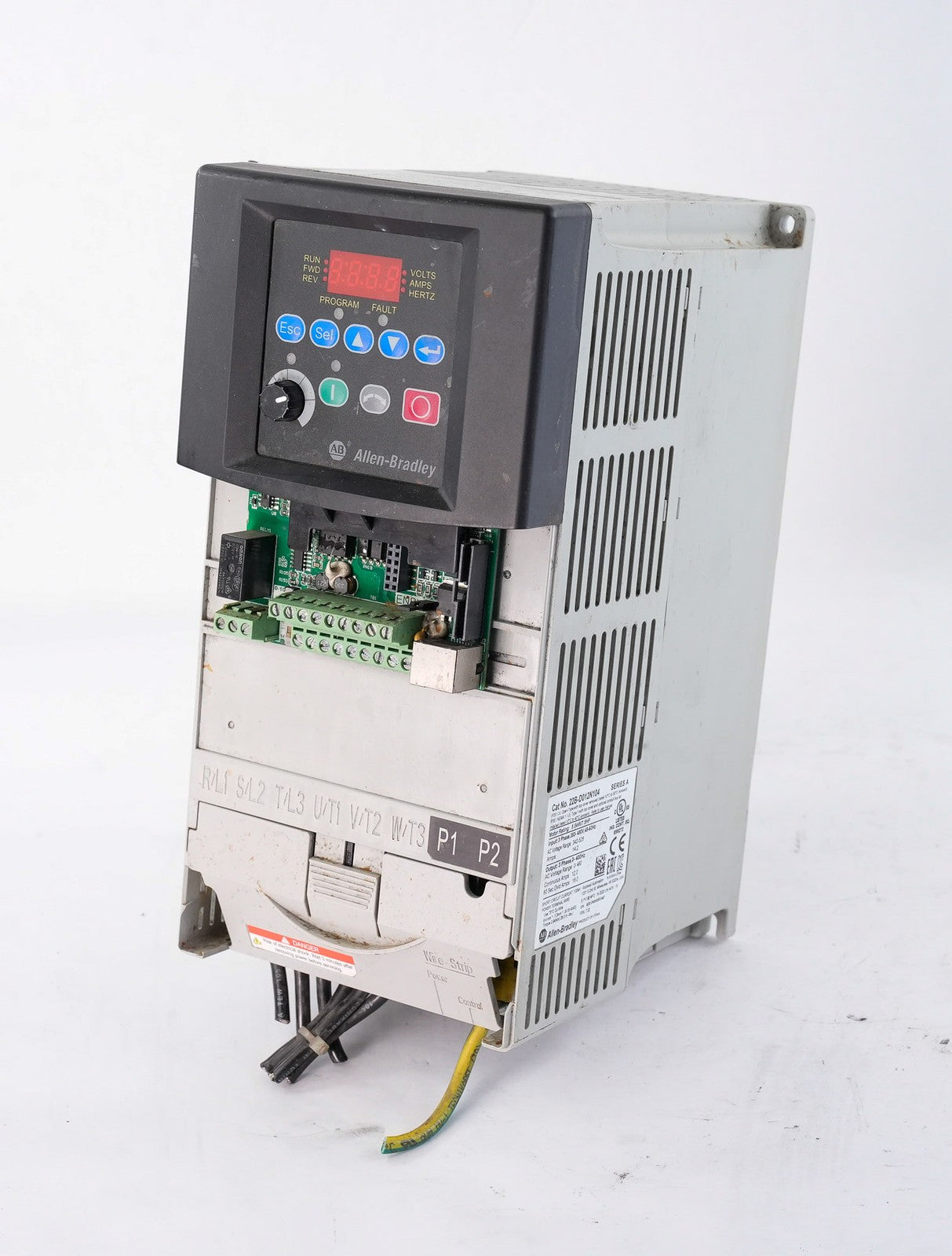Allen Bradley 22B-D012N104 /A PowerFlex 40 AC Drive 480V 3PH 22BD012N104