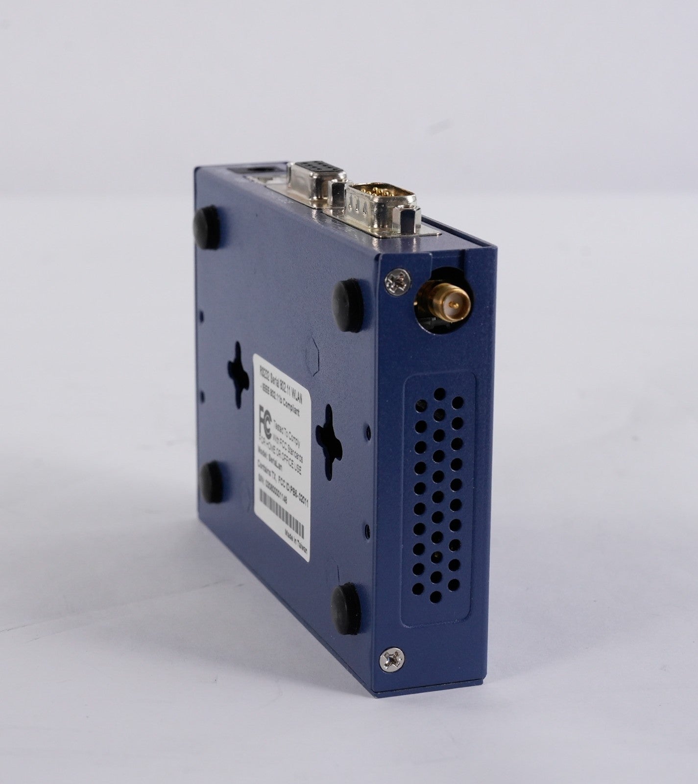 Data Hunter SERIALAN RS232 Serial 802.11 WLAN - Open Box
