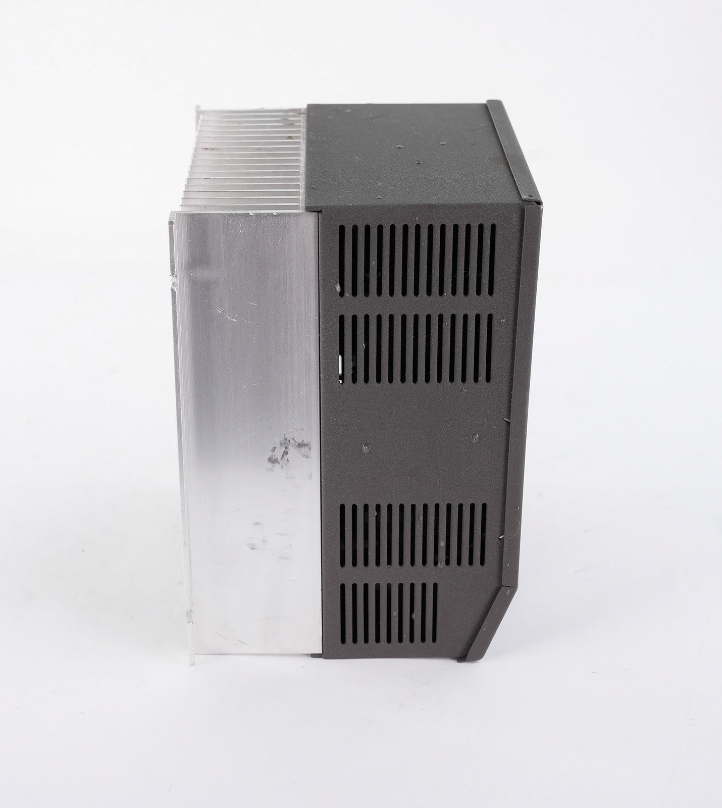 AC Tech M1450B MC Series AC Drive 5HP 480V 3 Phase 7.6A 50/60Hz Lenze