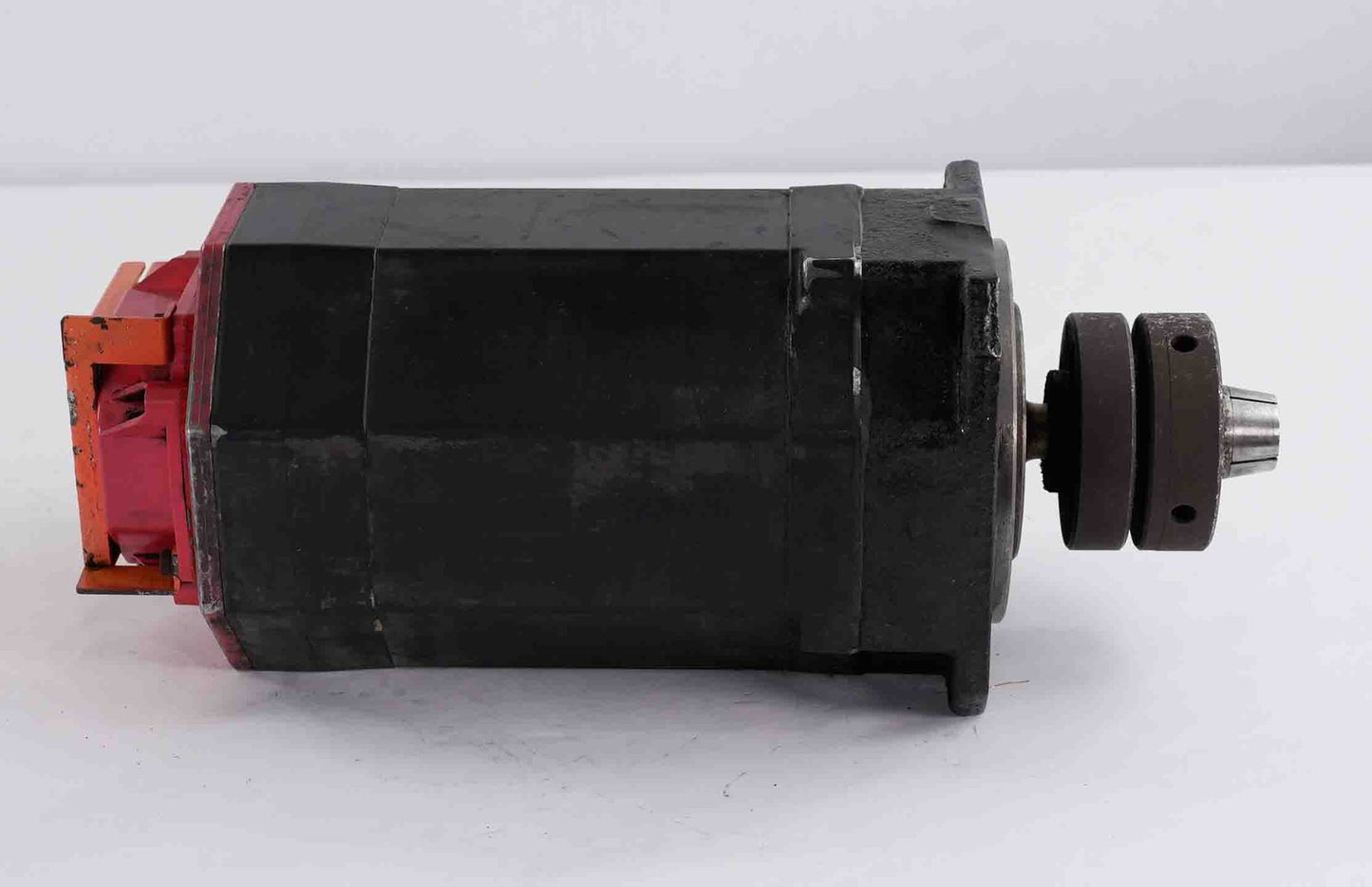 FANUC A06B-0227-B300 AC Servo Motor aiF 8/3000 1.6kW 182V A06B0227B300