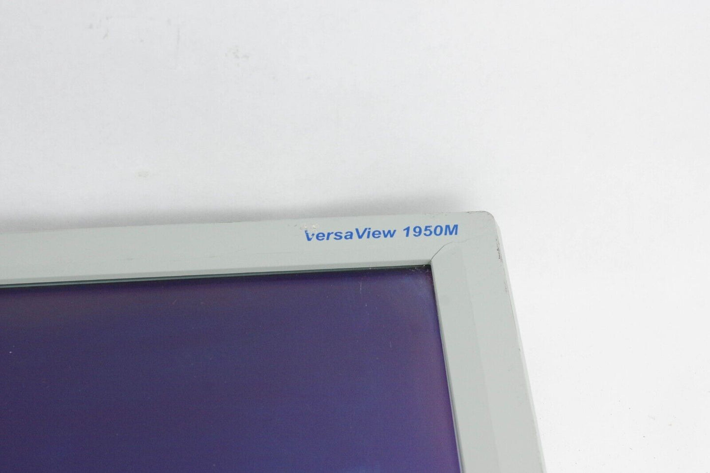 Allen-Bradley VersaView 1950M 6176M-19VN SER A Monitor Display