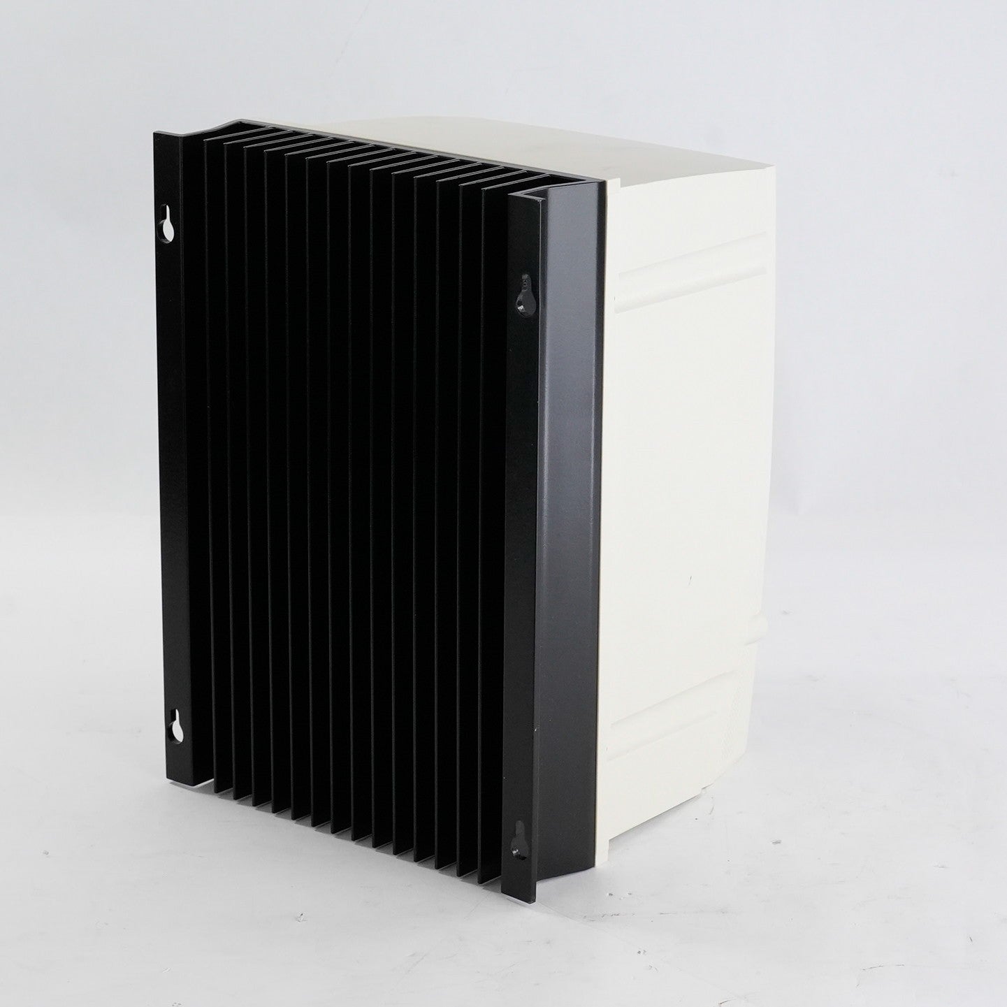 ABB ACS255-03U-07A0-2+B068+F278 Variable Frequency Drive Micro Series 2hp