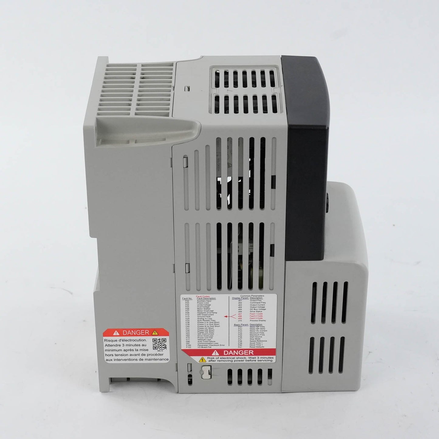 Allen Bradley 22B-D4P0N104 Ser A PowerFlex 40 AC Drive 480V 3PH 2HP 1.5kW