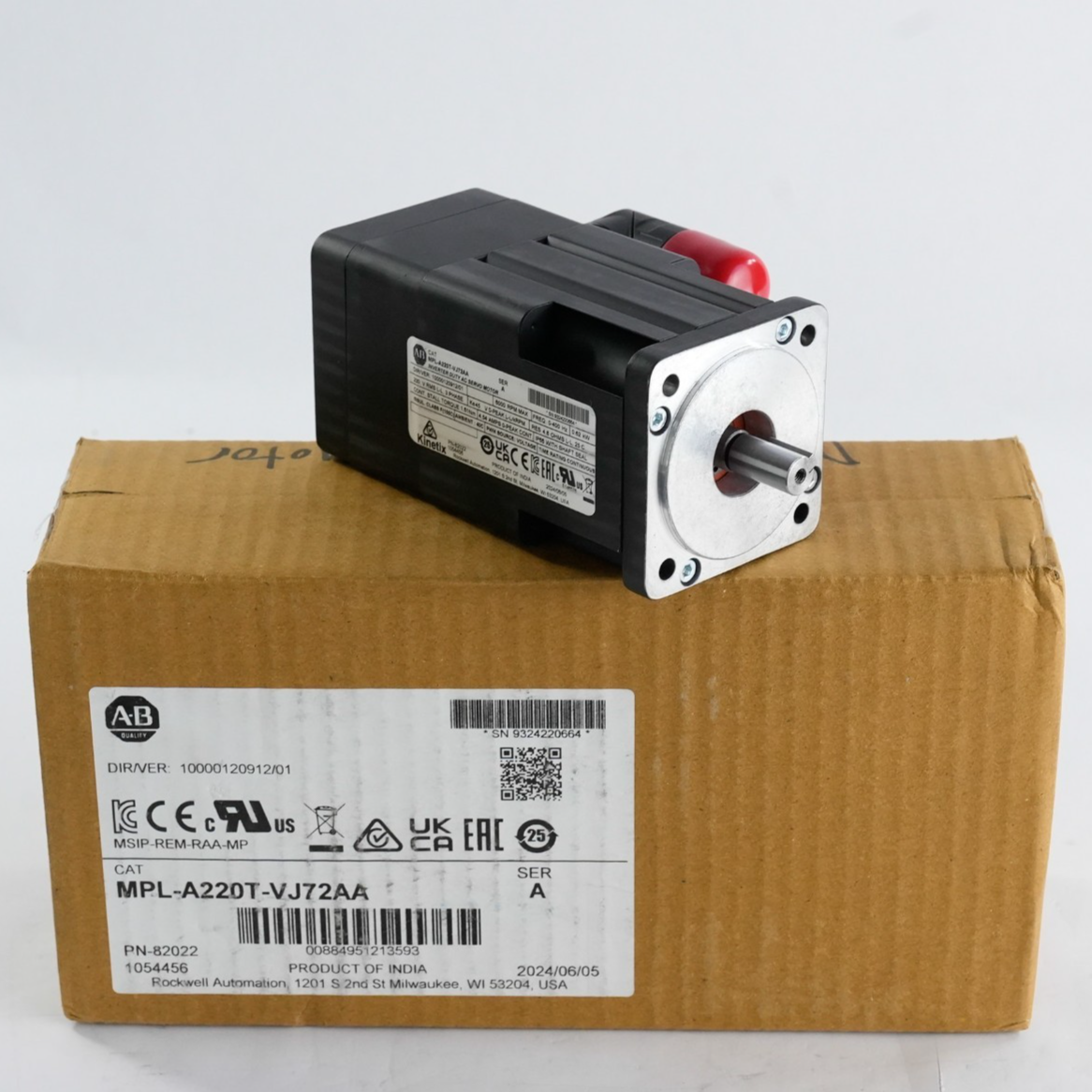 Allen Bradley MPL-A220T-VJ72AA /A AC Servo Motor 6000RPM - Open Box