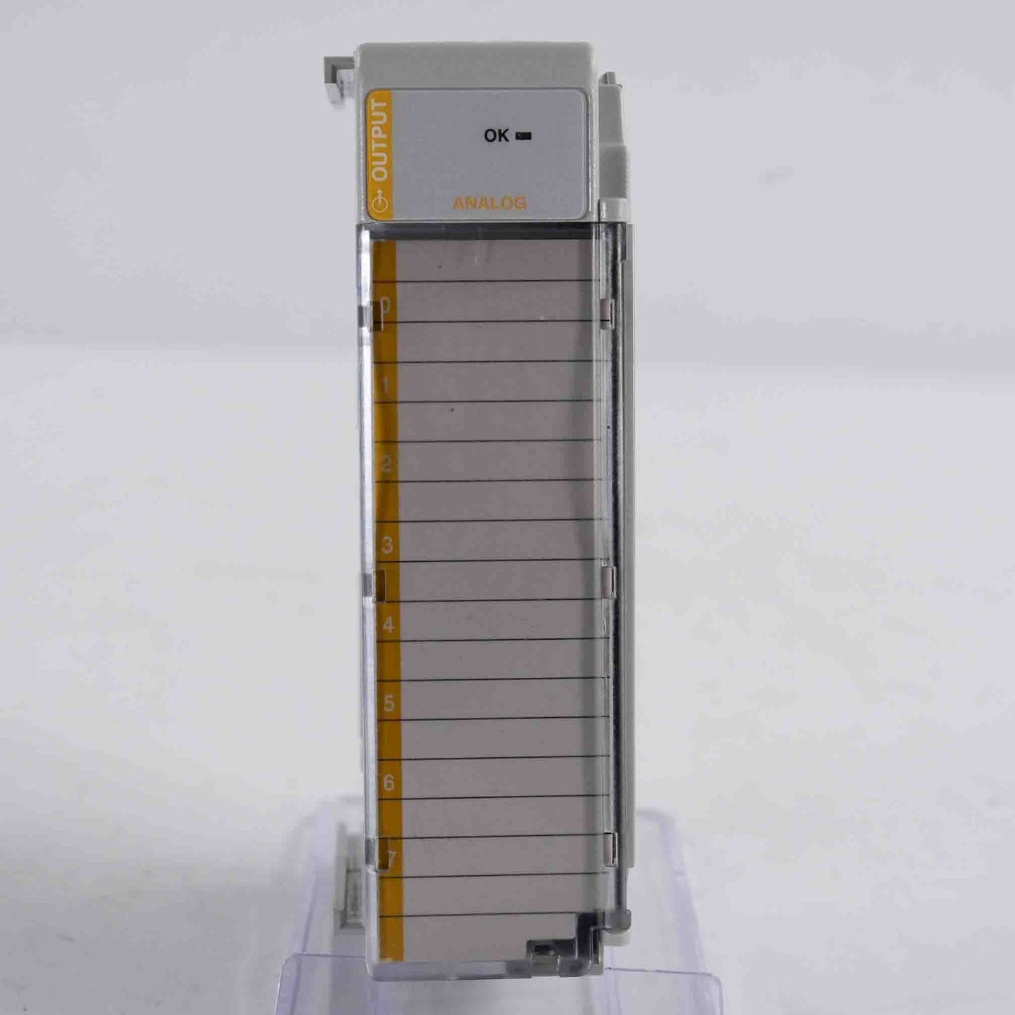 Allen Bradley 1769-OF8C /A CompactLogix 8-Ch Current Output Module 1769OF8C