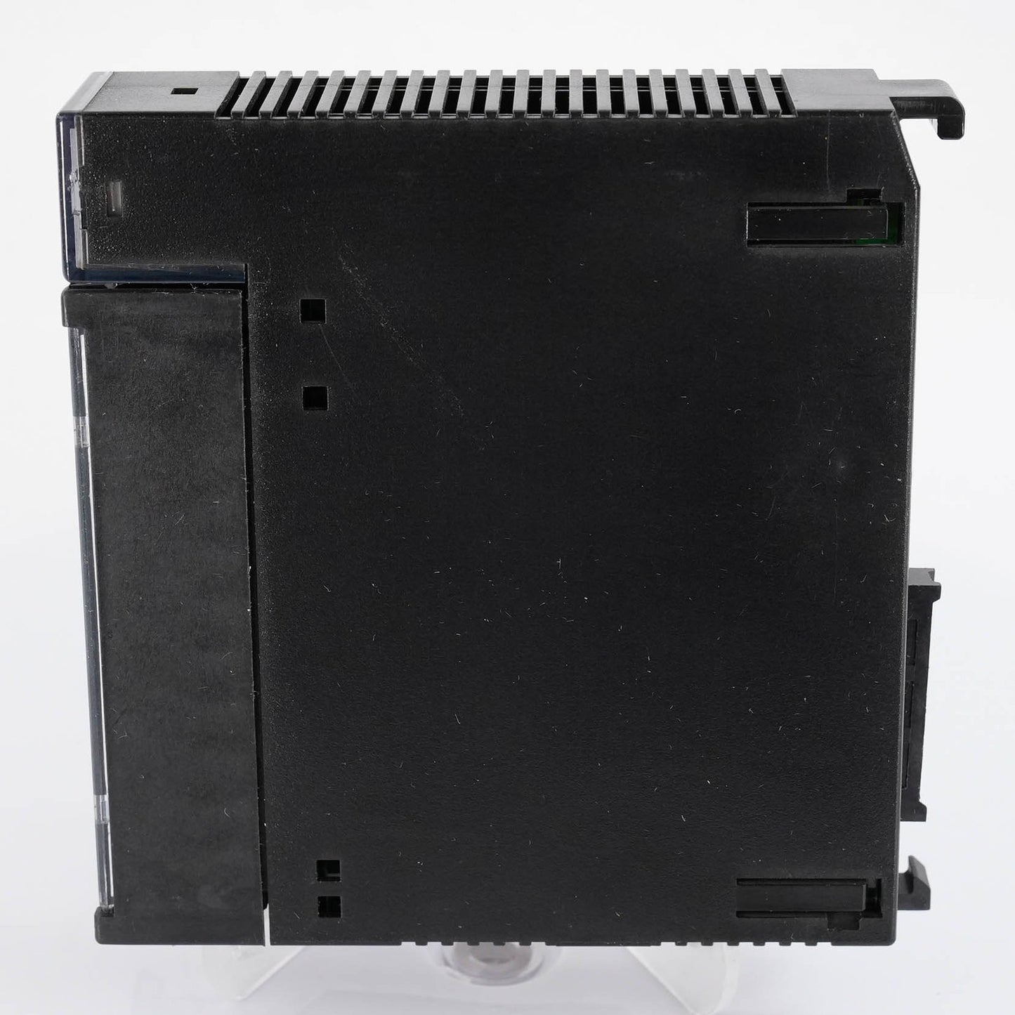 GE FANUC IC693MDL646C Series 90-30 24 VDC 16PT POS/NEG Logic Input Module Fast