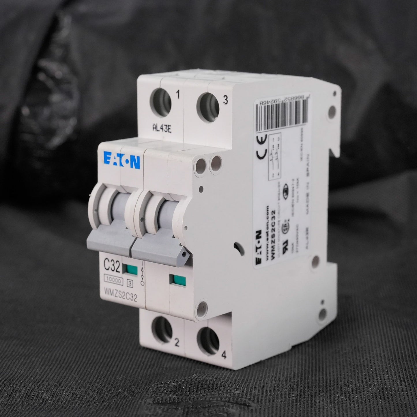 Eaton WMZS2C32 2-Pole Miniature Circuit Breaker 32A 480Y/277VAC