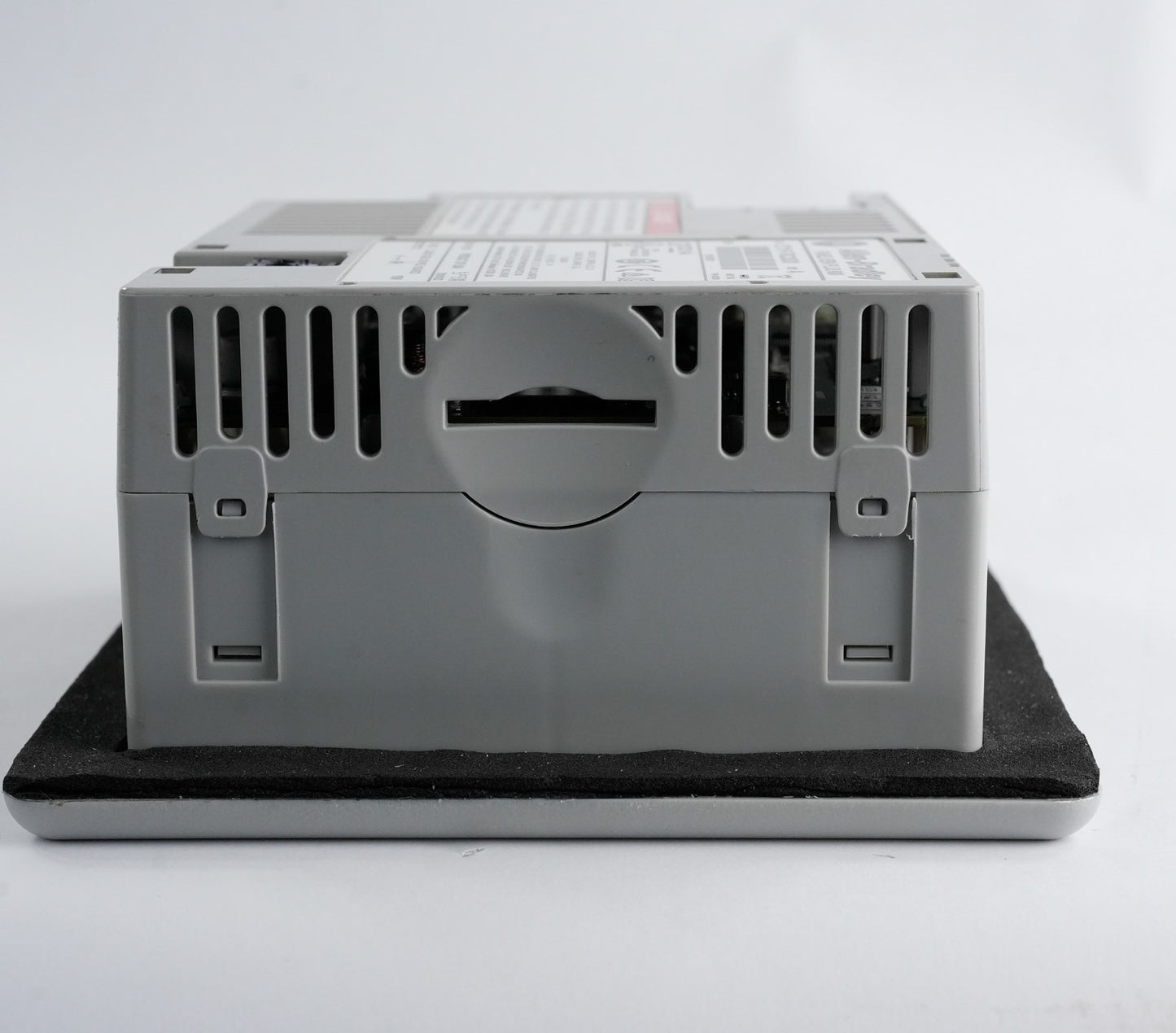 Allen Bradley 2711P-T6C20D8 /A Panelview Plus 600 Operator Interface Terminal
