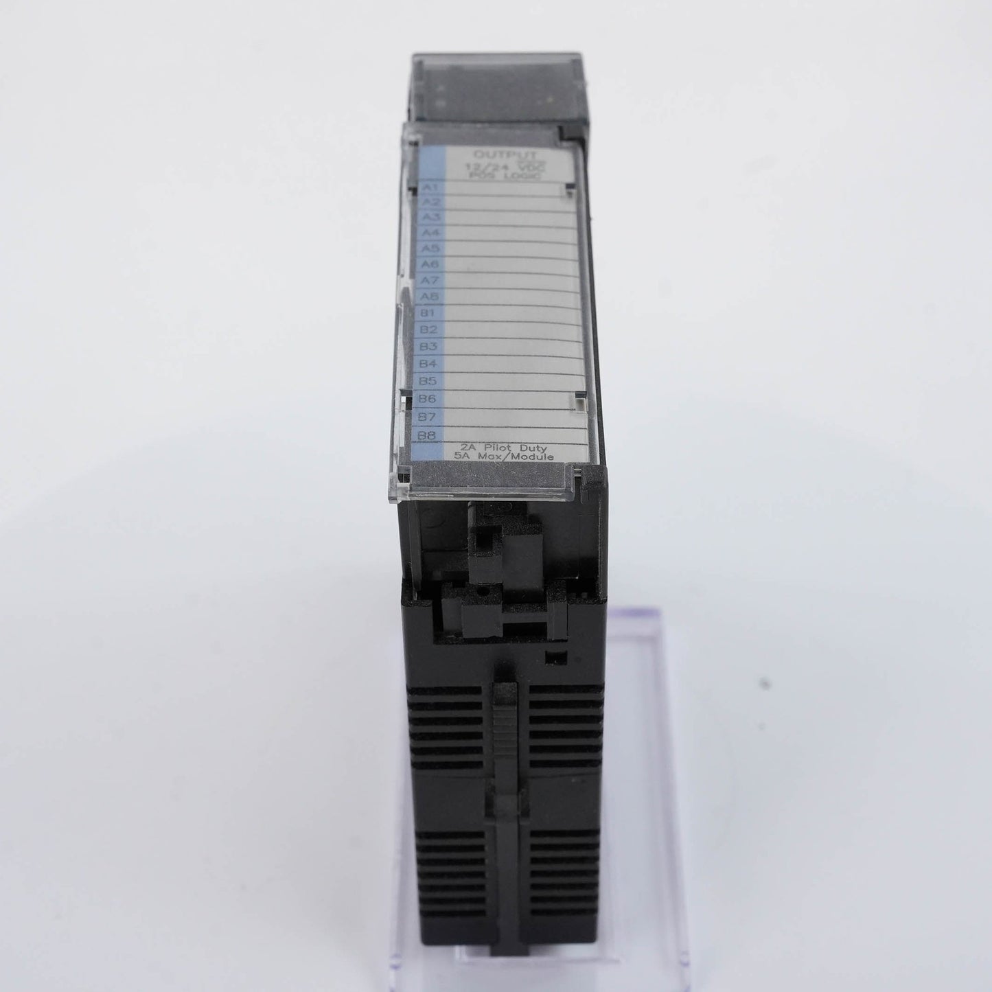 GE FANUC IC693MDL740F Output Module 12/24 VDC 0.5A 16 Point Positive Logic PLC
