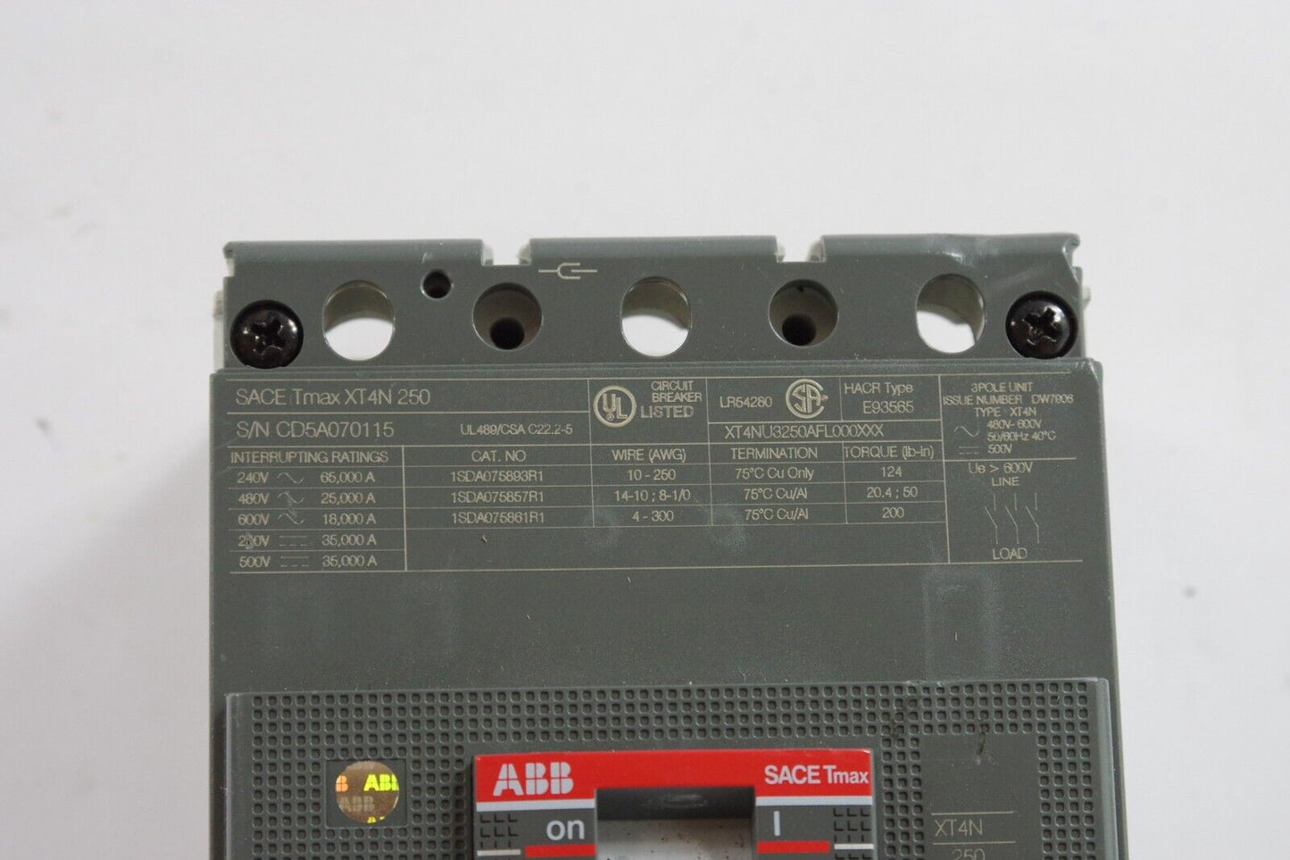 ABB Sace Tmax XT4N 250 Main Breaker 250A 2500A XT4NU3250AFL000XXX 3Ph 600V