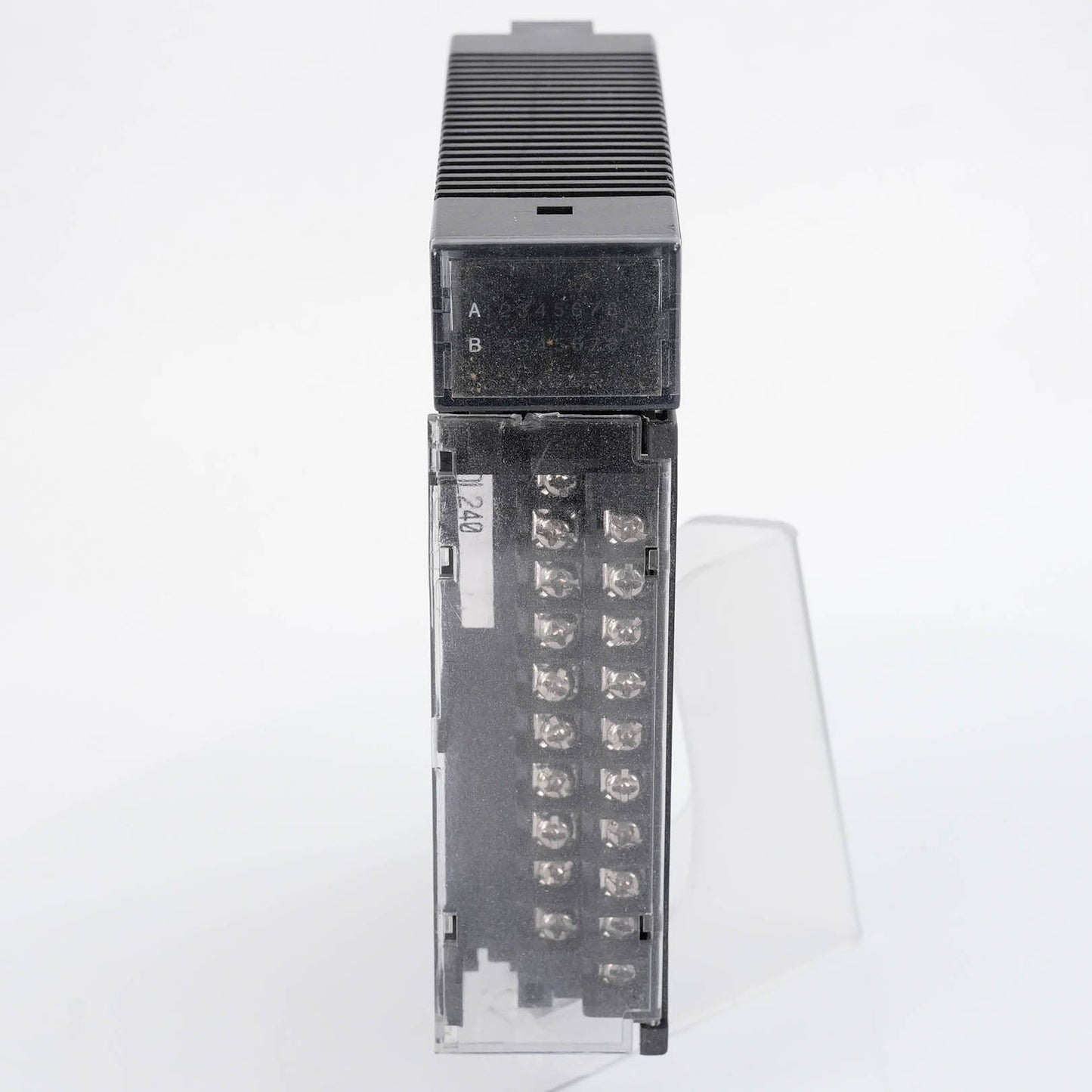 GE FANUC IC693MDL240E Series 90-30 120 VAC Input Module 16 Point