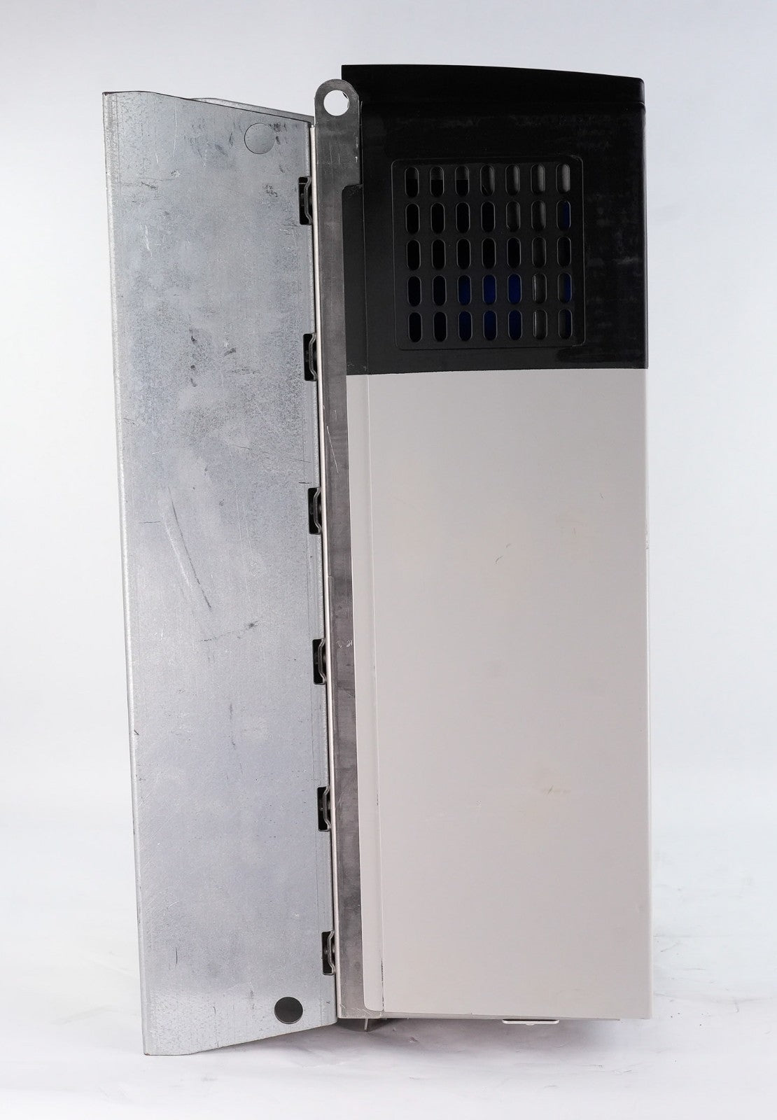 Allen Bradley 20F1AND186AA0NNNNN /A PowerFlex 753 AC Drive 480V 150HP 3-Phase