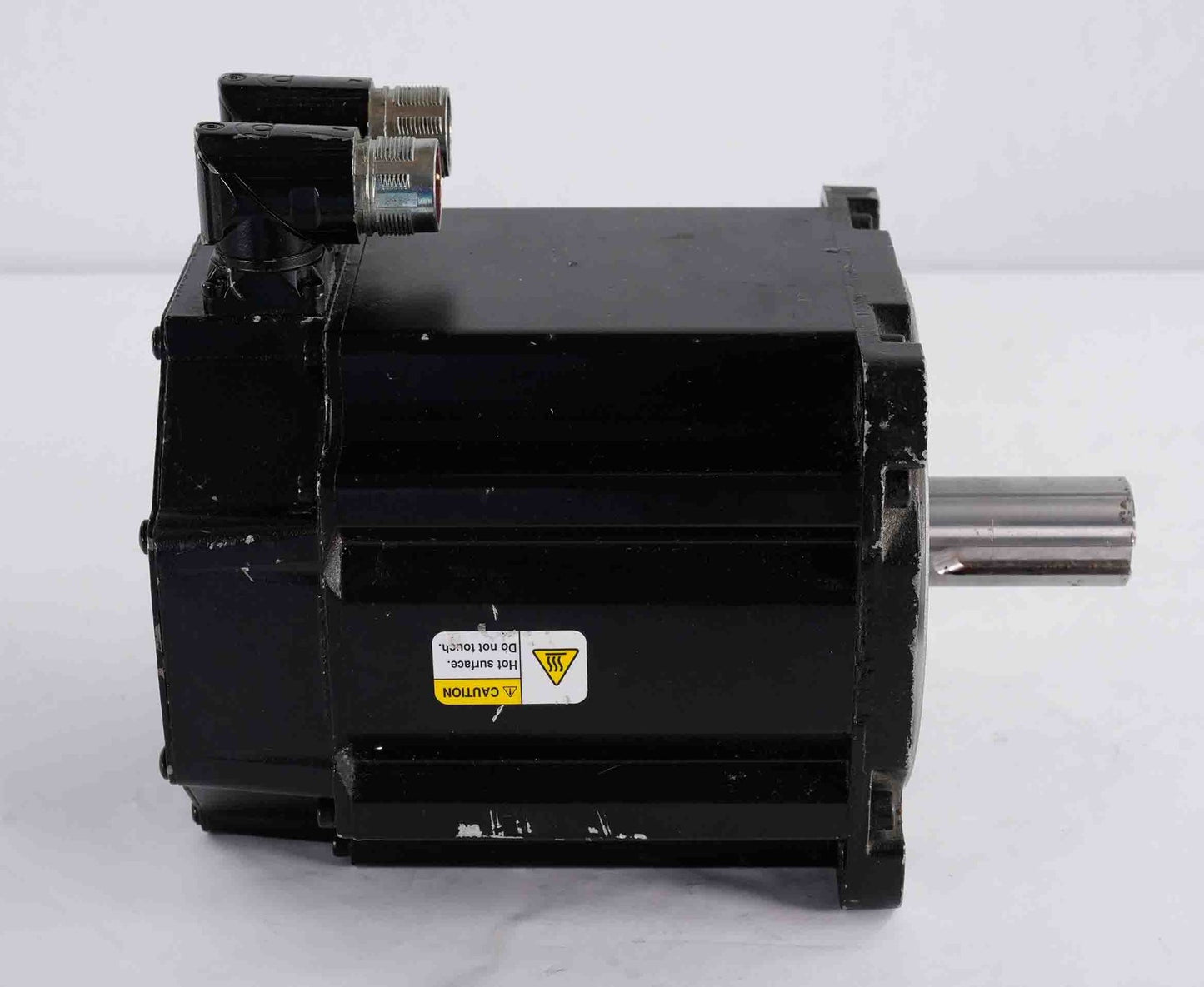 Allen Bradley MPL-B520K-SJ72AA /A Servo Motor 460V 4000RPM 1.3kW MPLB520KSJ72AA