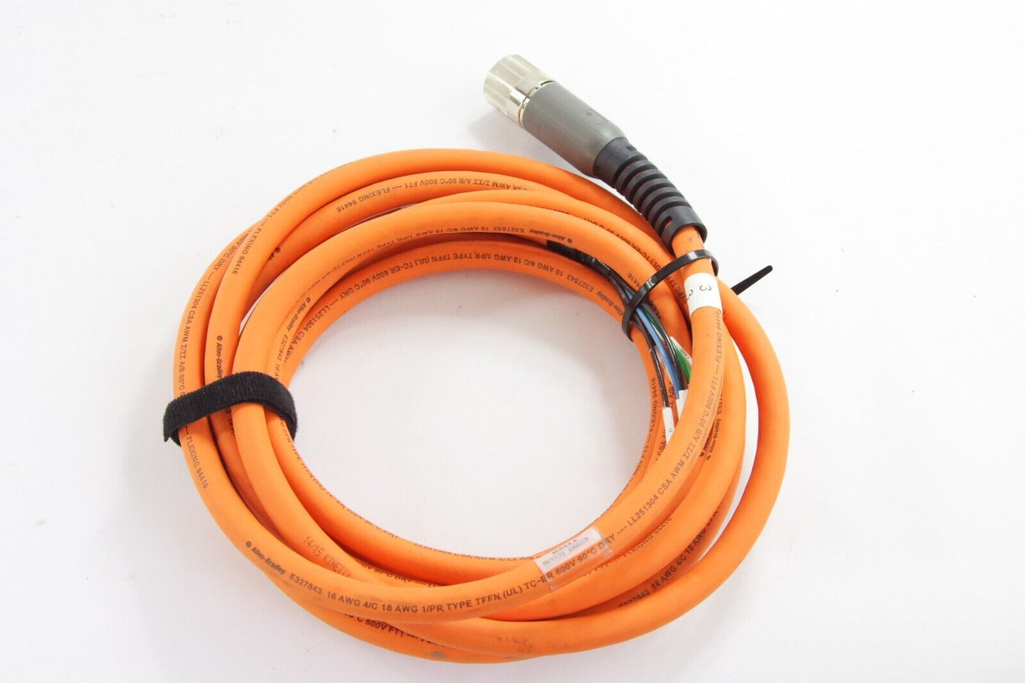 2090-CPBM7DF-16AF09 Series A 9m Servo Encoder Cable