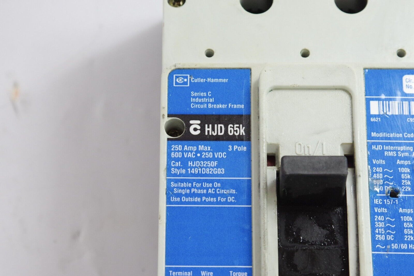 Cutler Hammer HJD3250F 3 Pole 250A 600VAC 250VDC Series C Blue Label HJD 65k